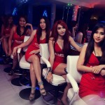 pretty girls hua hin